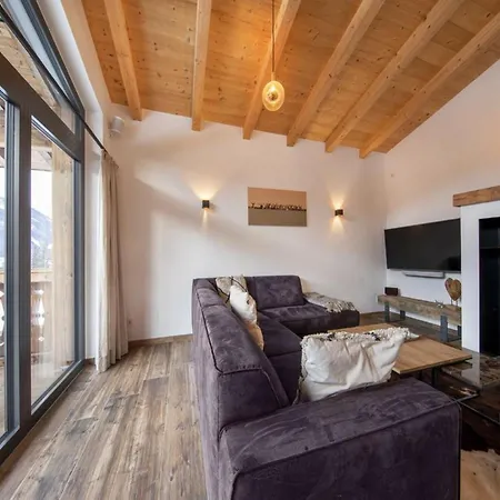 Chalet In Neukirchen By The Slopes Neukirchen am Grossvenediger