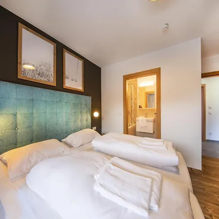 In Neukirchen By Slopes Neukirchen am Großvenediger