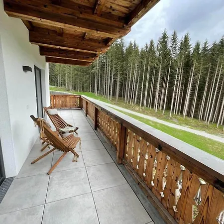 Domek alpejski In Neukirchen By Slopes