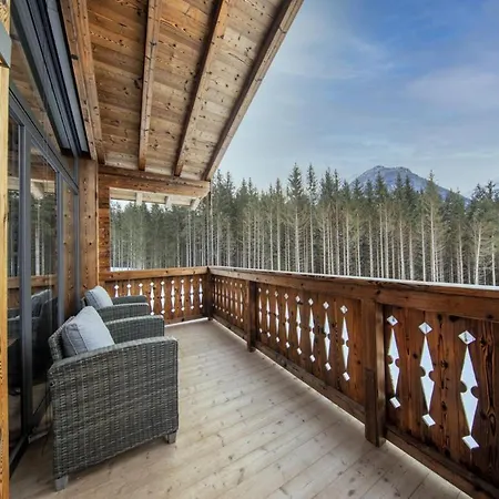 Domek alpejski In Neukirchen By Slopes