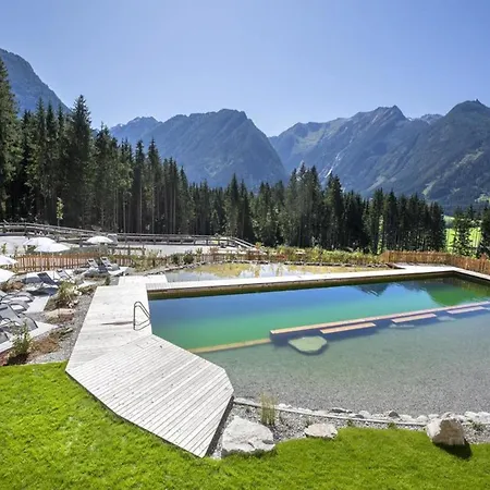 Domek alpejski In Neukirchen By Slopes Neukirchen am Großvenediger